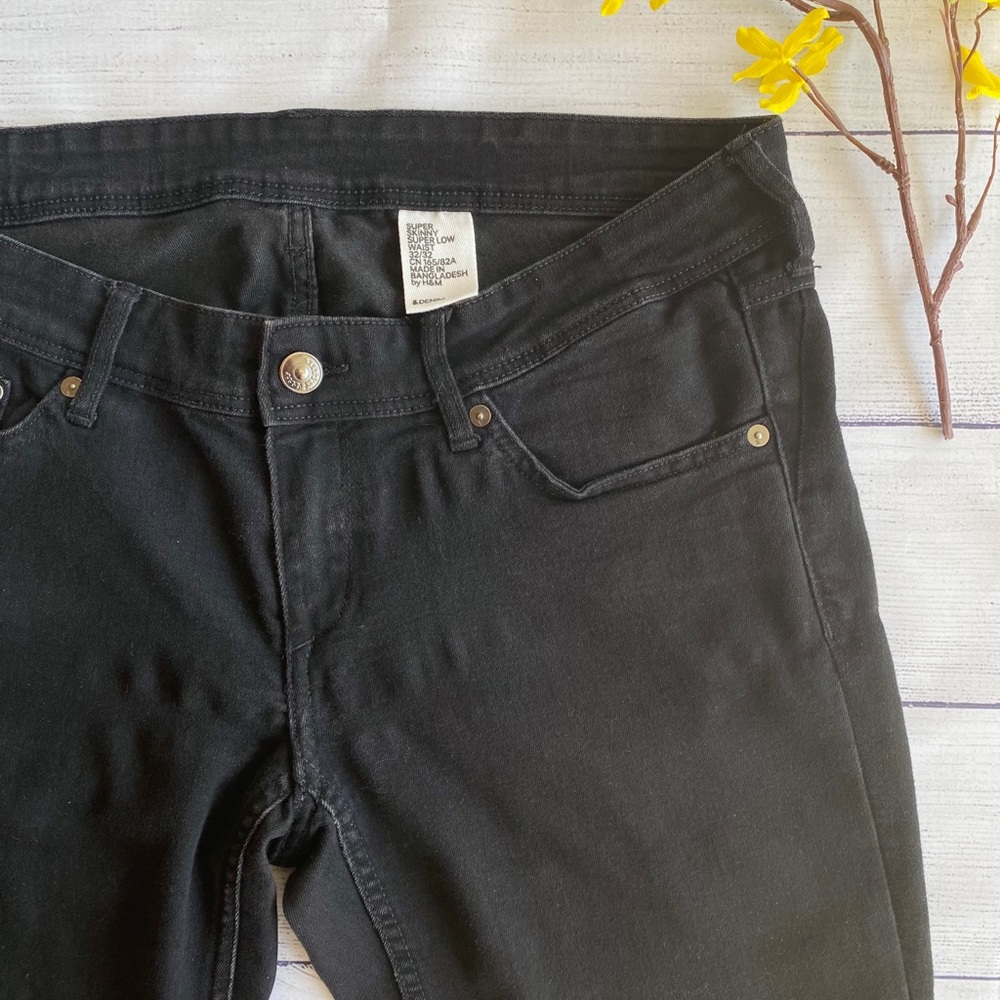 H&M Pants - Picture 2 of 8